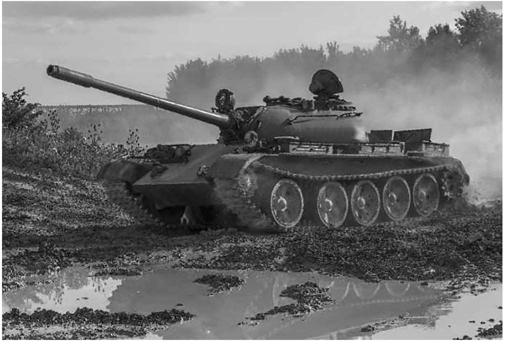 Italeri 7081S - T-55 Soviet Tank - Escala 1:72